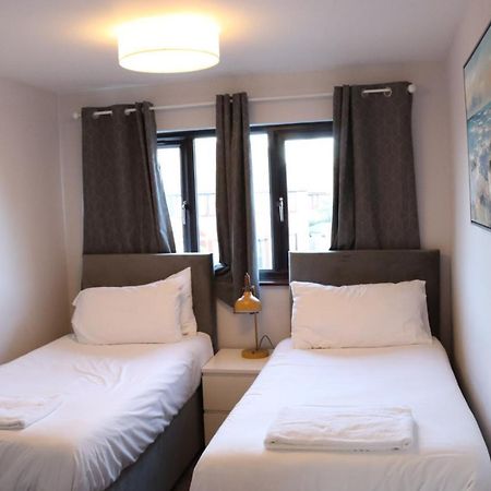 Garland Modern Apartment With Private Garden & Parking Dartford 5 מראה חיצוני תמונה