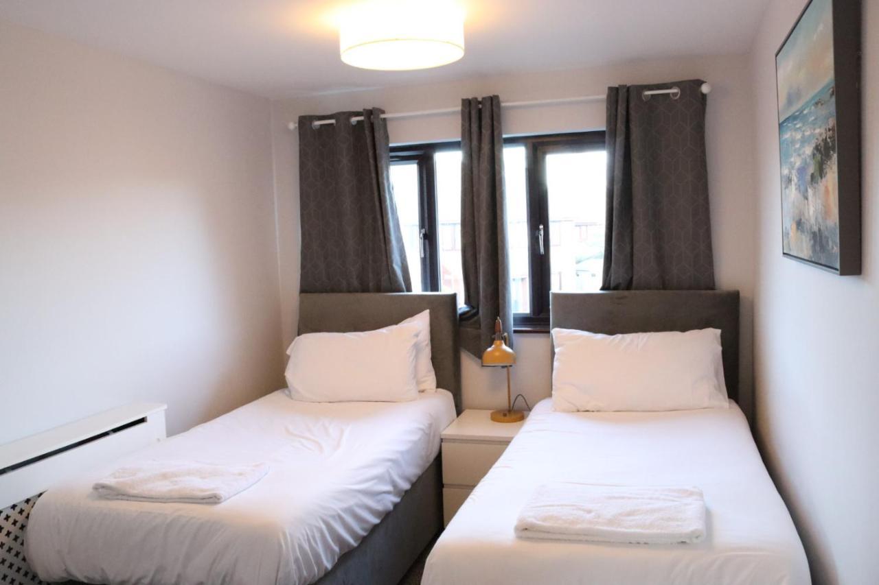 Garland Modern Apartment With Private Garden & Parking Dartford 5 מראה חיצוני תמונה