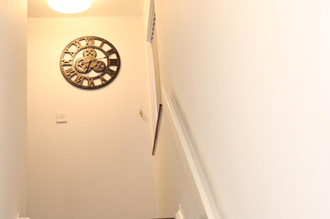 Garland Modern Apartment With Private Garden & Parking Dartford 5 מראה חיצוני תמונה