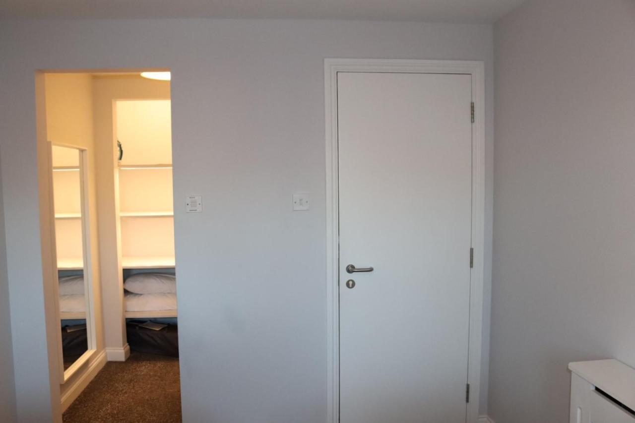 Garland Modern Apartment With Private Garden & Parking Dartford 5 מראה חיצוני תמונה
