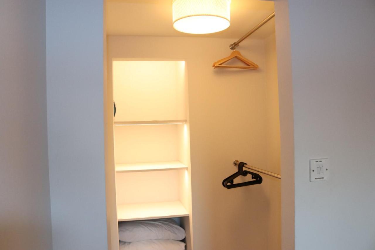Garland Modern Apartment With Private Garden & Parking Dartford 5 מראה חיצוני תמונה