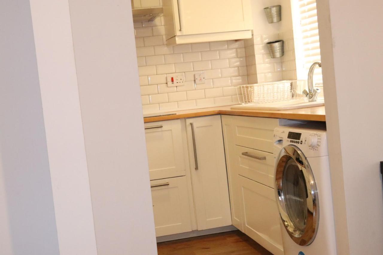 Garland Modern Apartment With Private Garden & Parking Dartford 5 מראה חיצוני תמונה