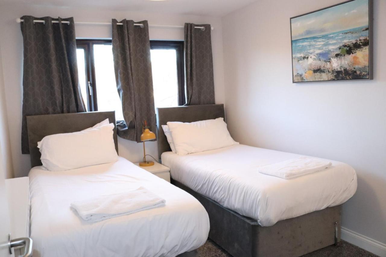 Garland Modern Apartment With Private Garden & Parking Dartford 5 מראה חיצוני תמונה